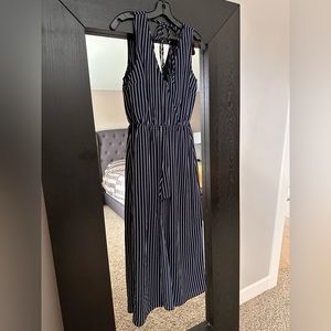 Jumpsuit wrap in size-Small
